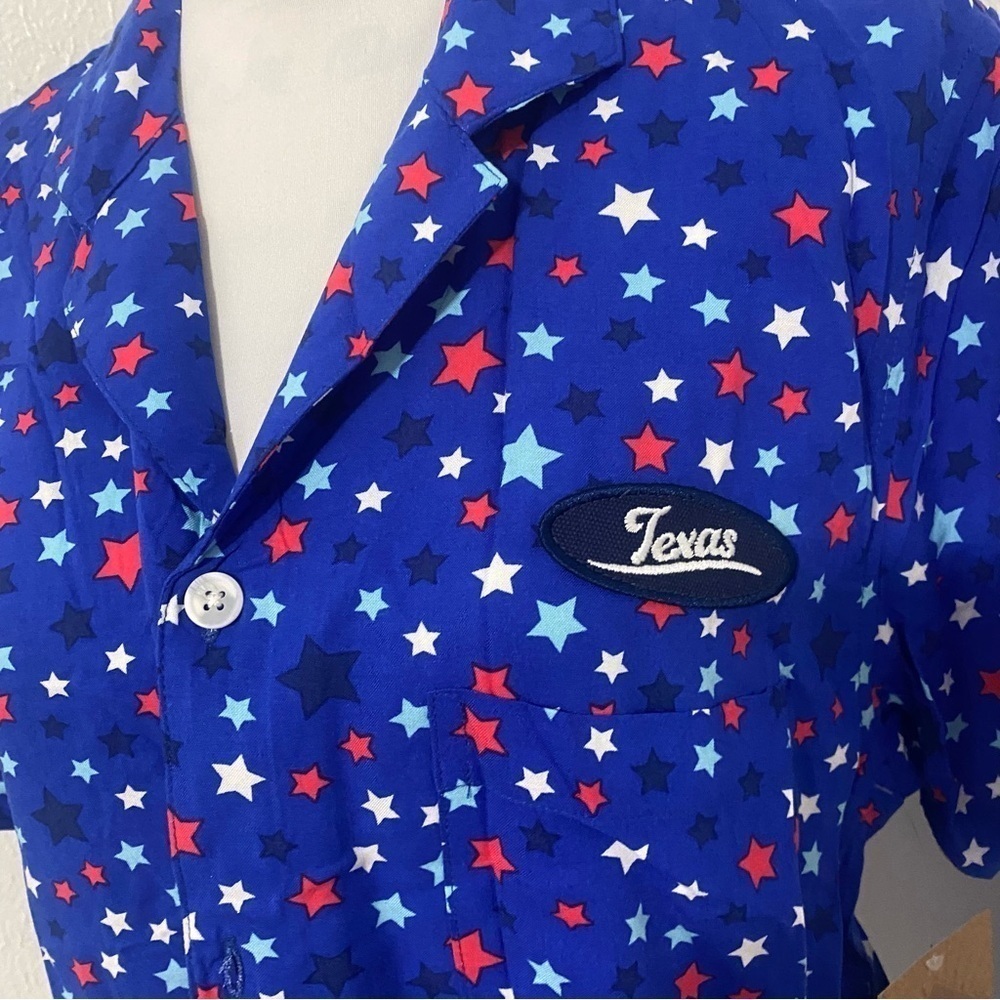 Home Free Colorful Stars Hawaiian Shirt Beach Short Sleeved Button-Up Small NWT